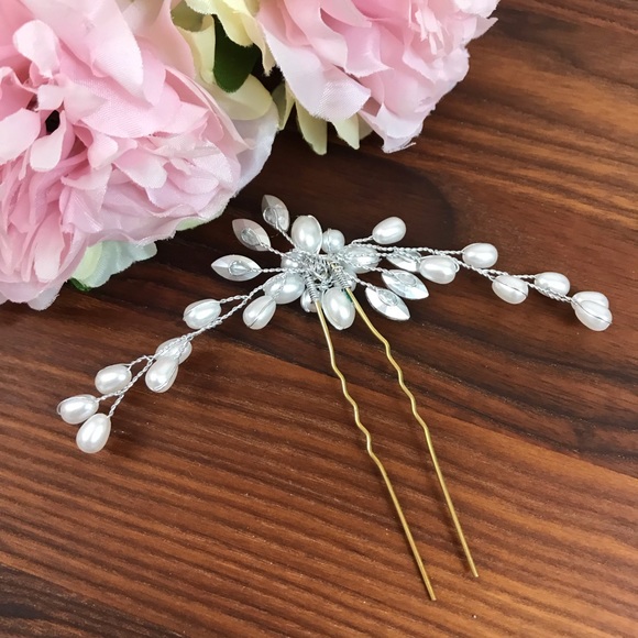 2 Pcs Crystal & Pearl Floral Vine Bridal Hair Pin - Picture 6 of 7